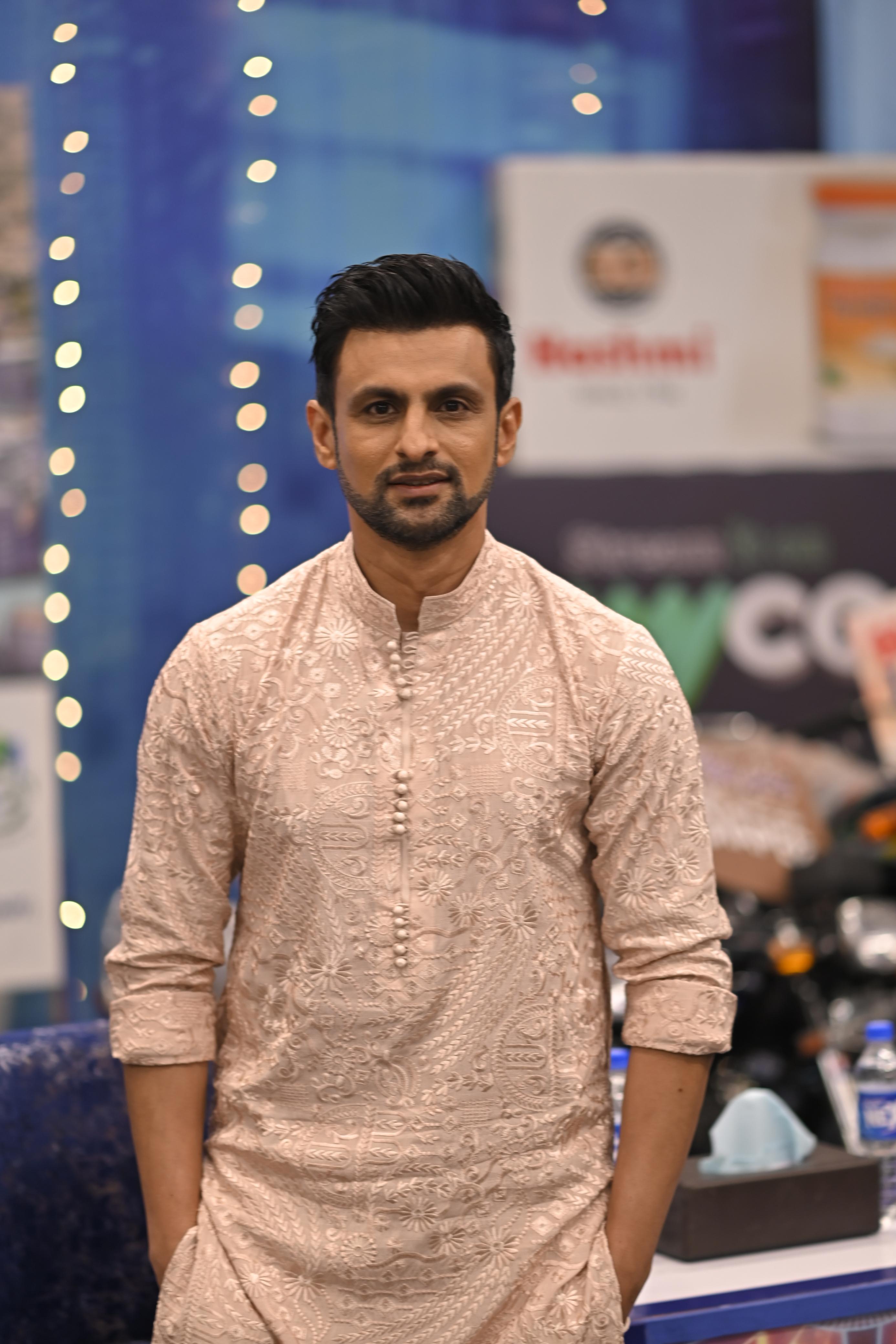 SOFT PINK RAW SILK KURTA AND TROUSER