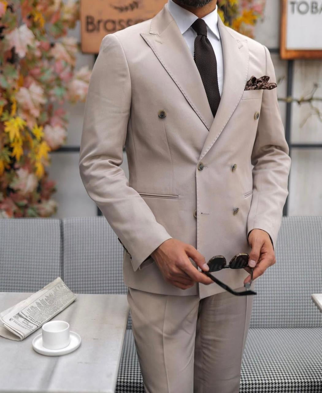Ivory Double Breasted Suit.