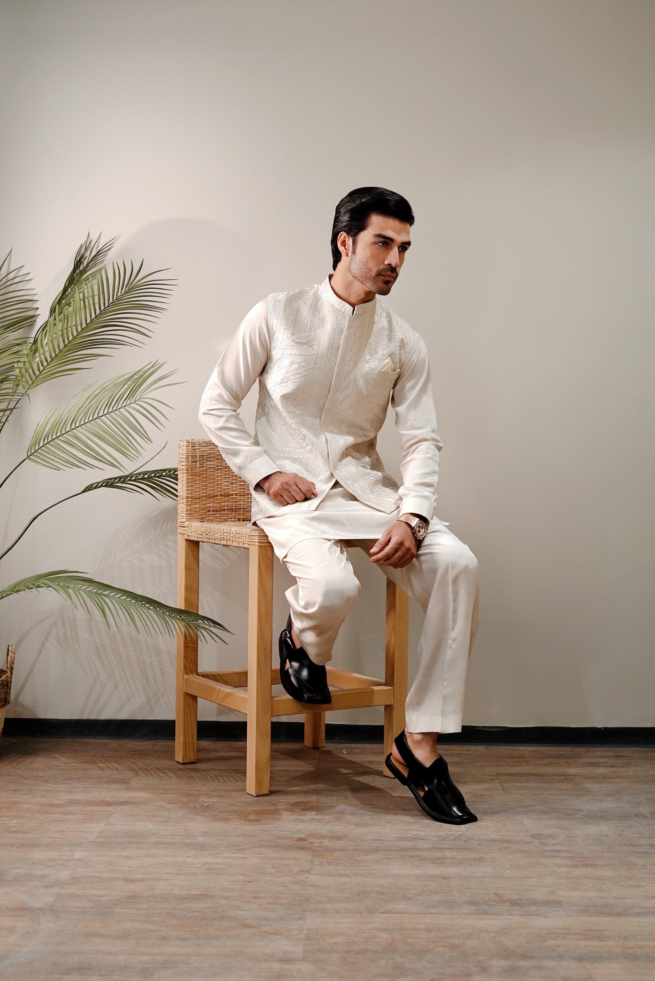 Elegant Ivory Embroidered Waistcoat