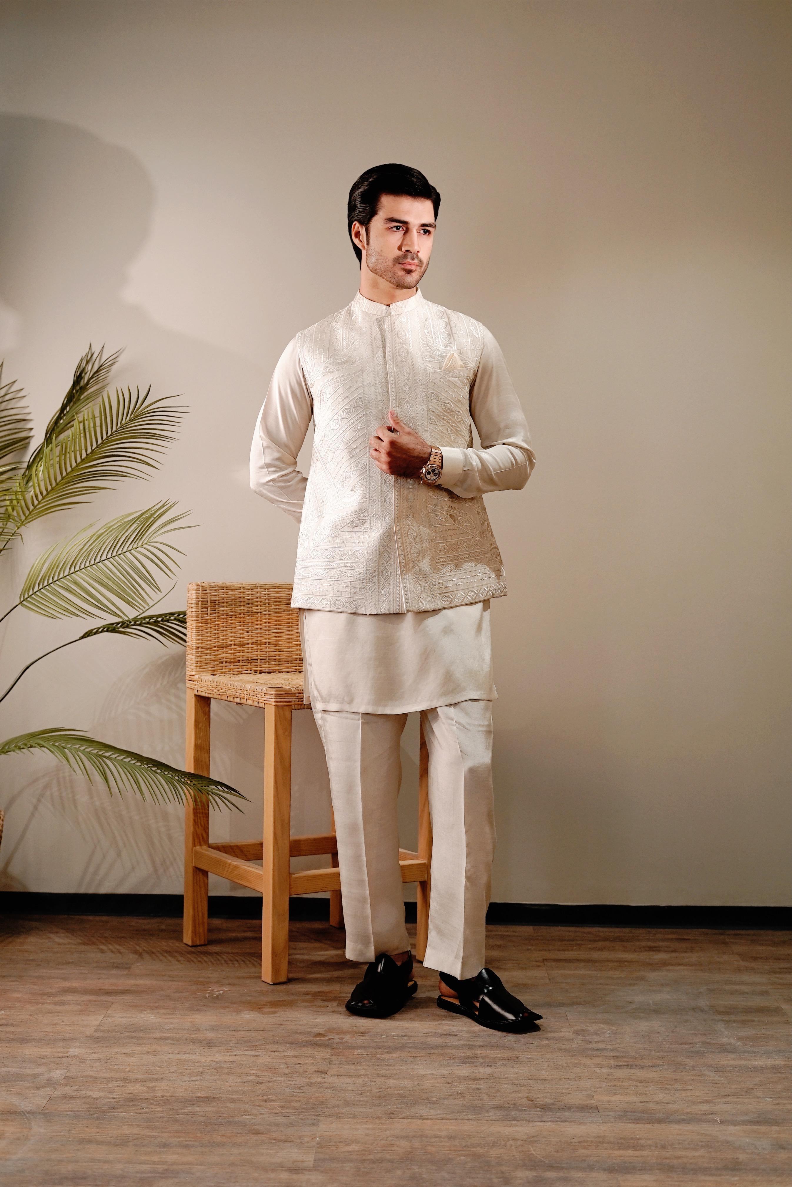 Elegant Ivory Embroidered Waistcoat