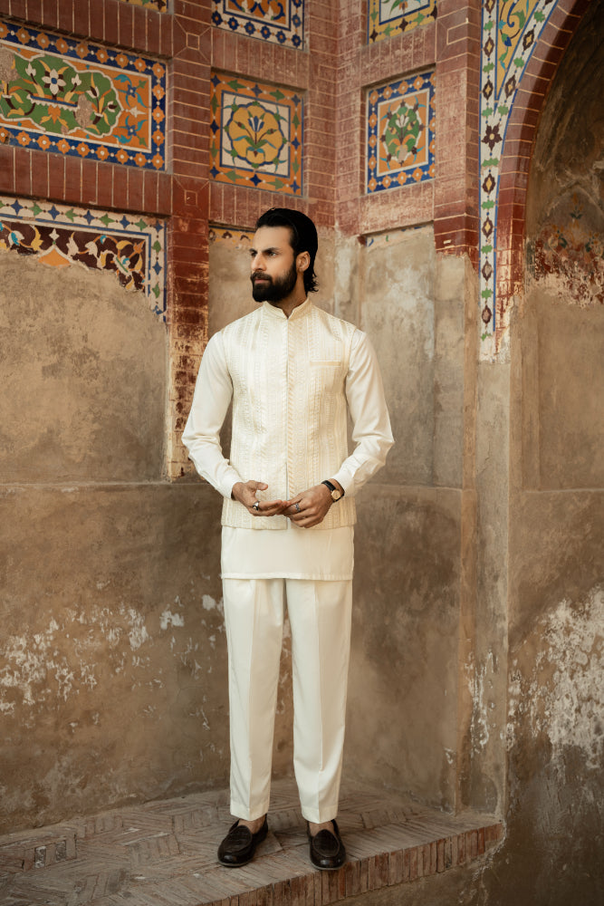 Moonlight Ivory Waistcoat
