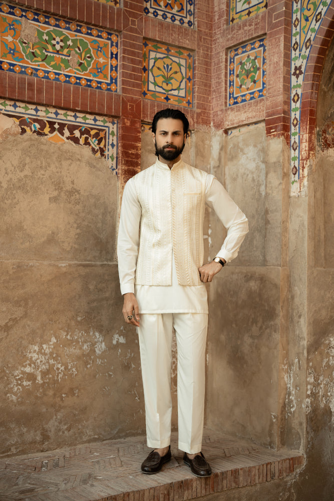 Moonlight Ivory Waistcoat