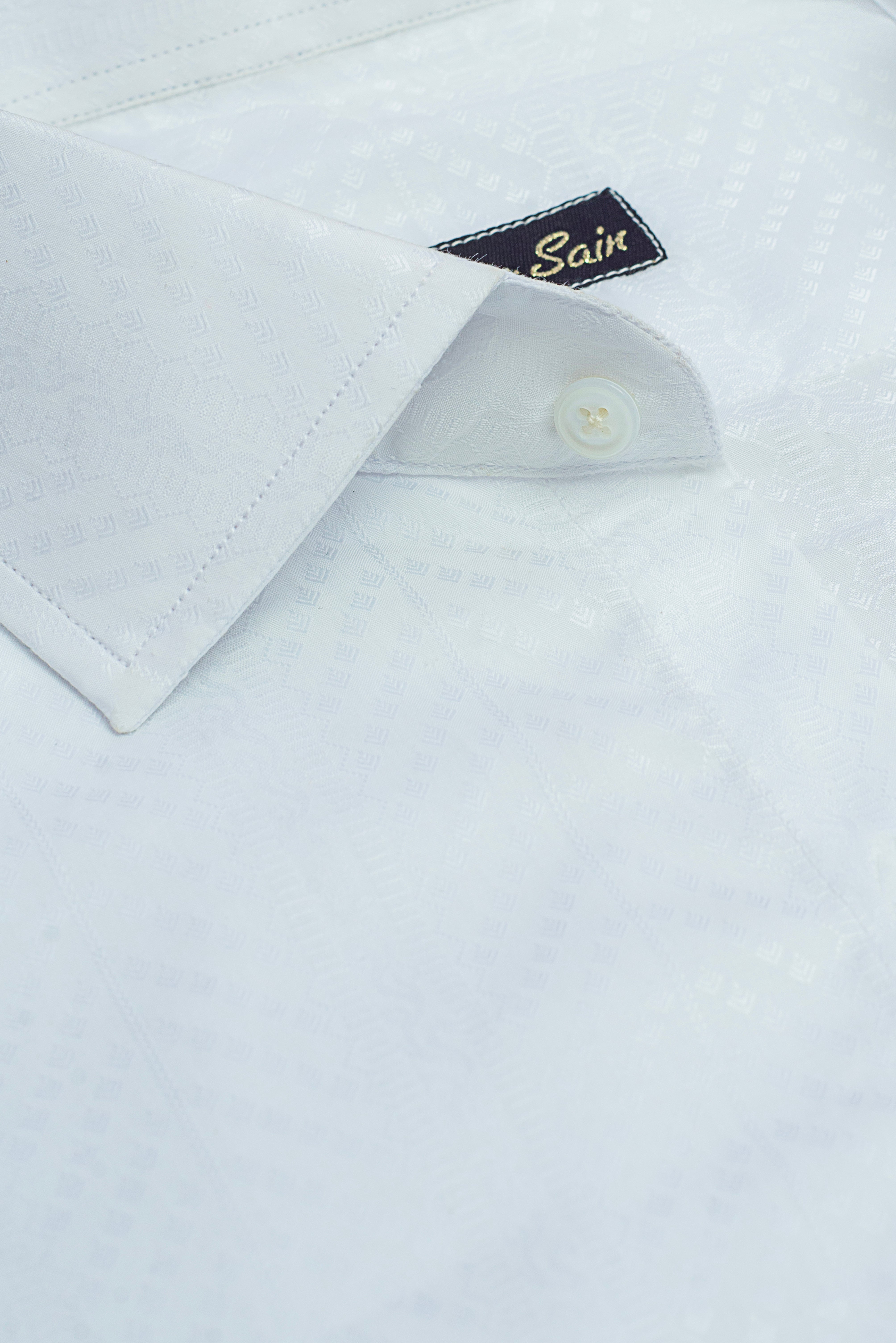 White self texture shirt