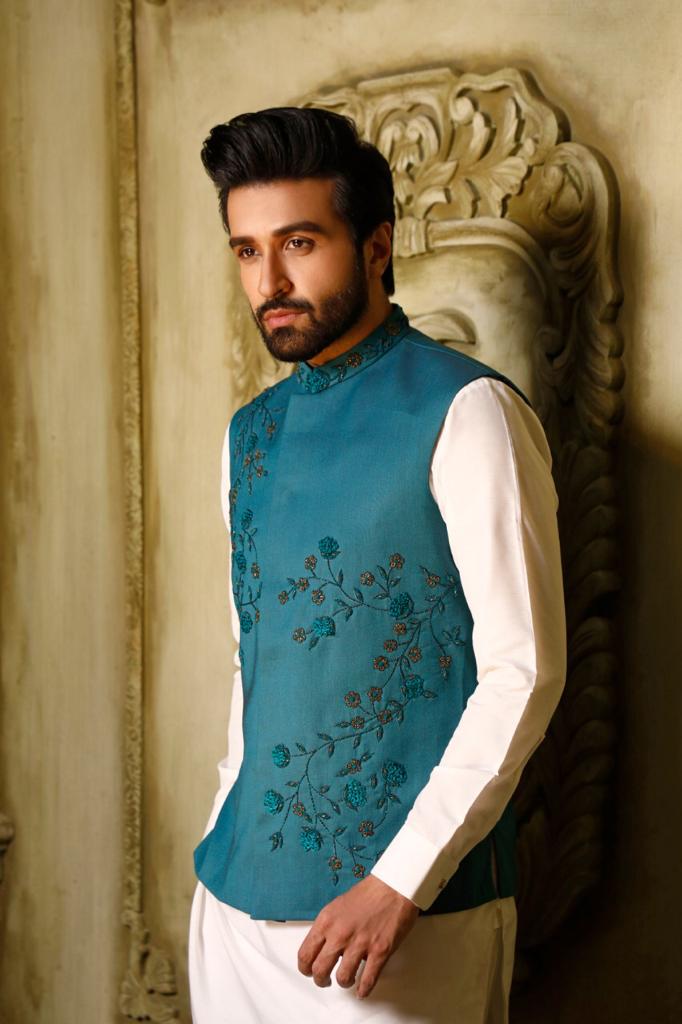 Turquoise Flower Embroidered Waistcoat