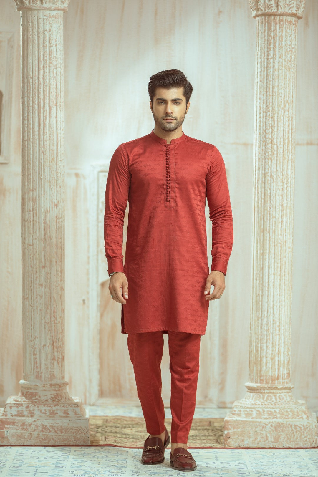 Red Textured Kurta And Trouser