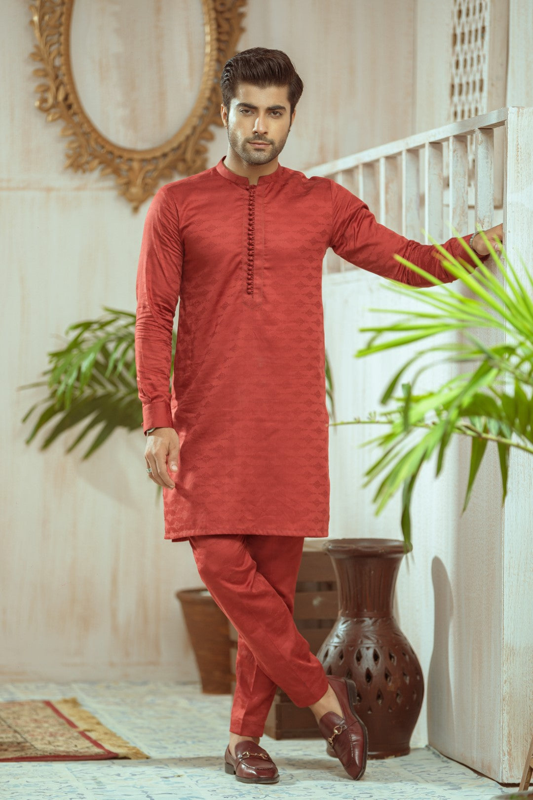 Red Textured Kurta And Trouser
