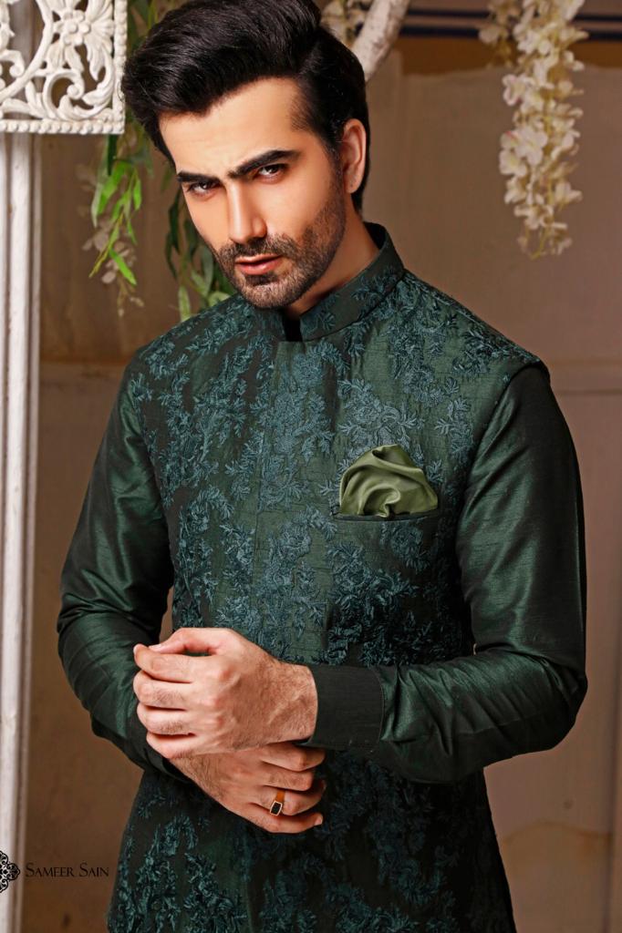 Raw Silk Green Embroidered Fabric Waist Coat