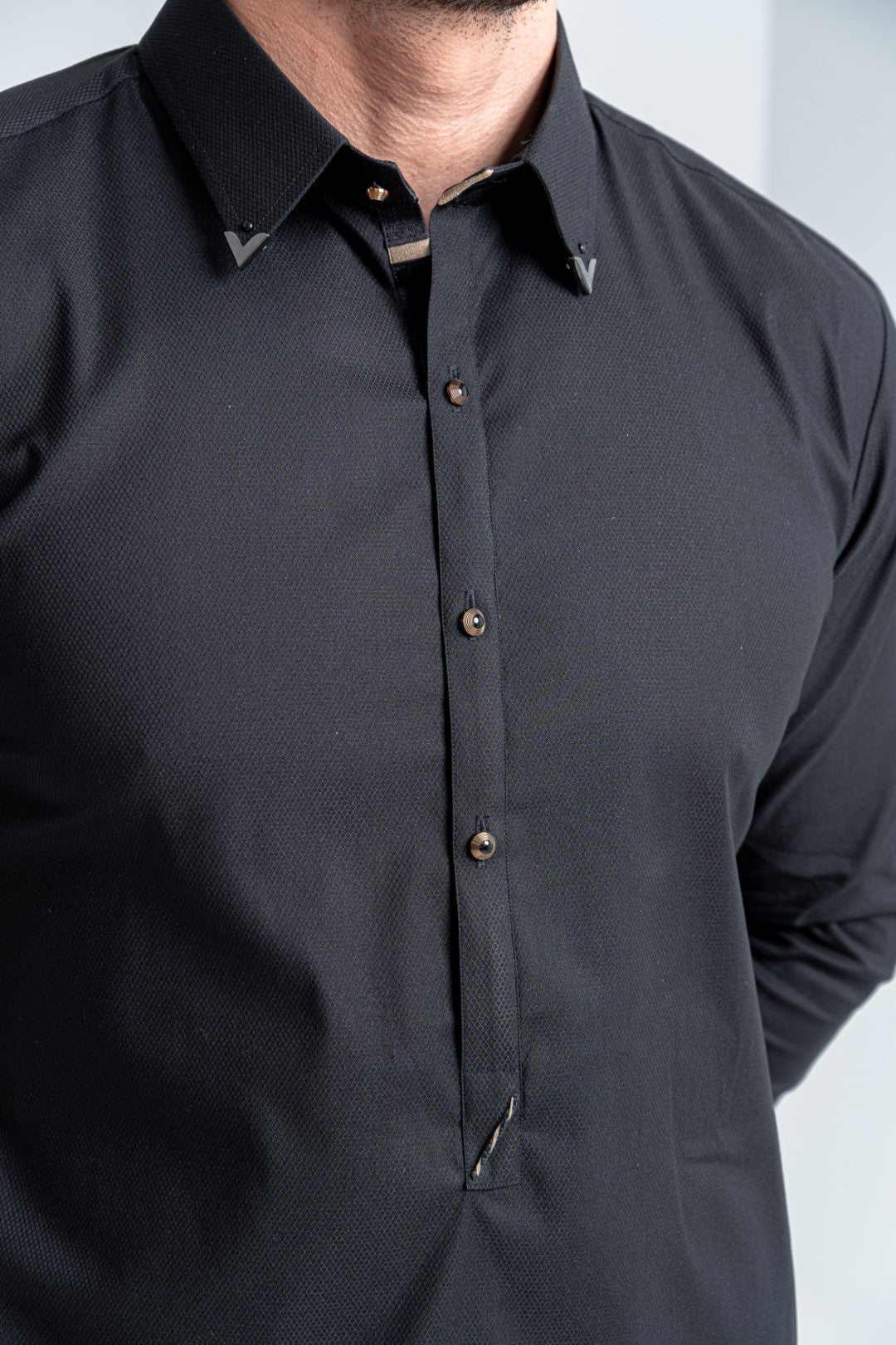 Black shalwar kameez with collar tips