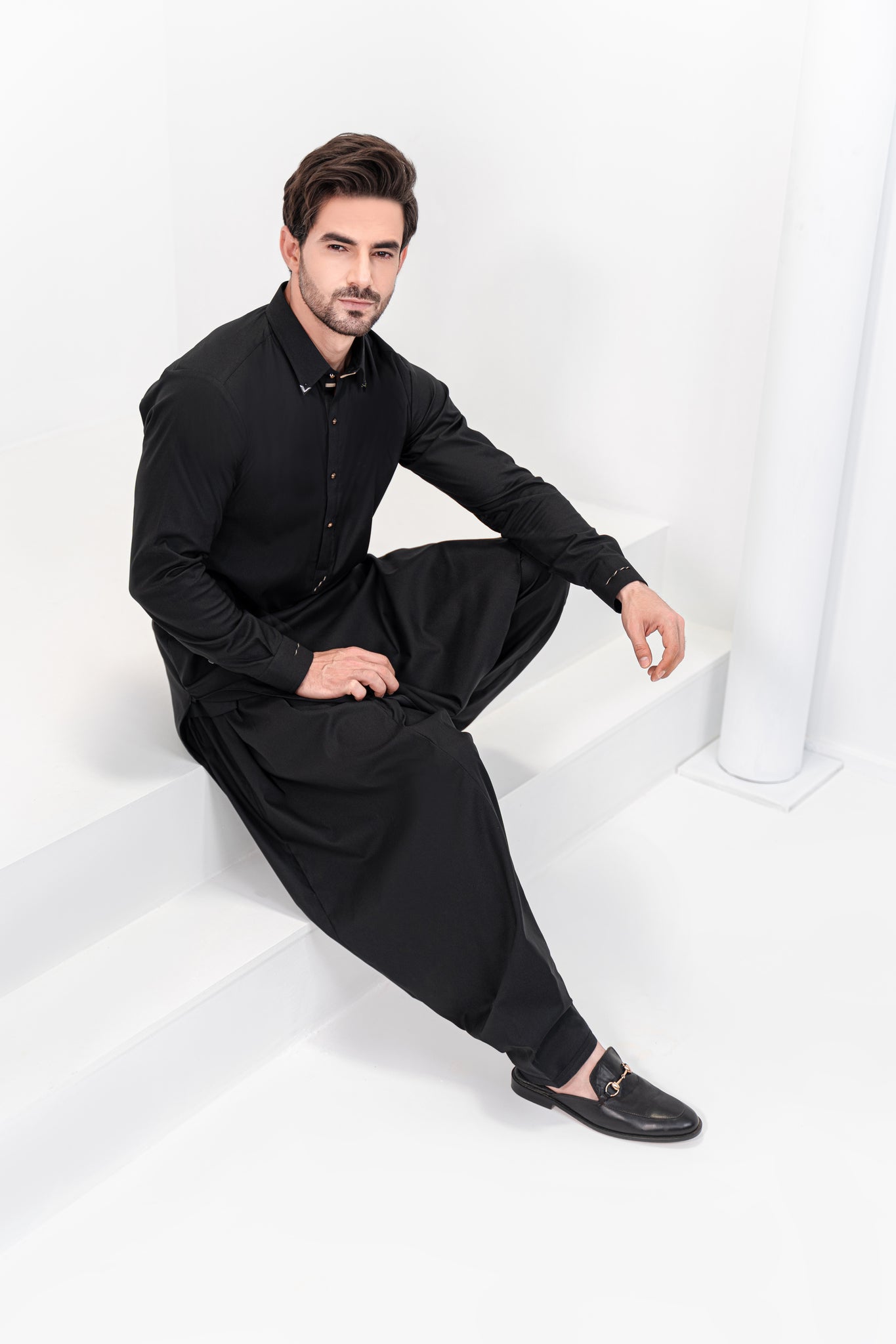 Black shalwar kameez with collar tips